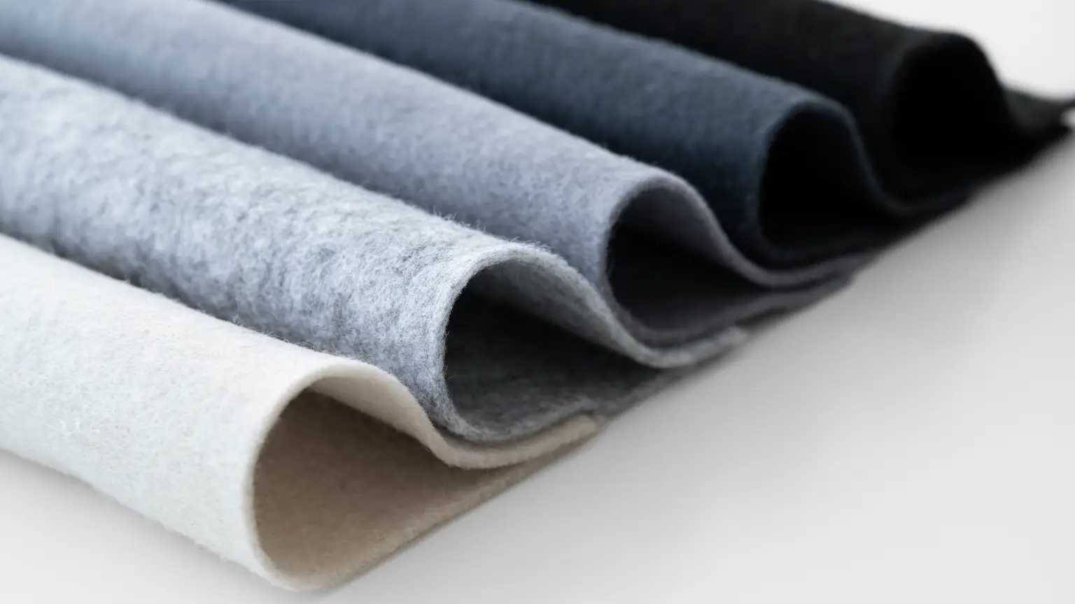 Recycled polyester fiber fabric